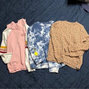Girl sweatshirt bundle, 3 sweatshirts, size 9-10, GUC